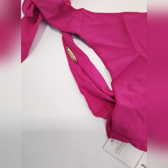 Elegant Pink Bikini Set - Picture 2 of 3